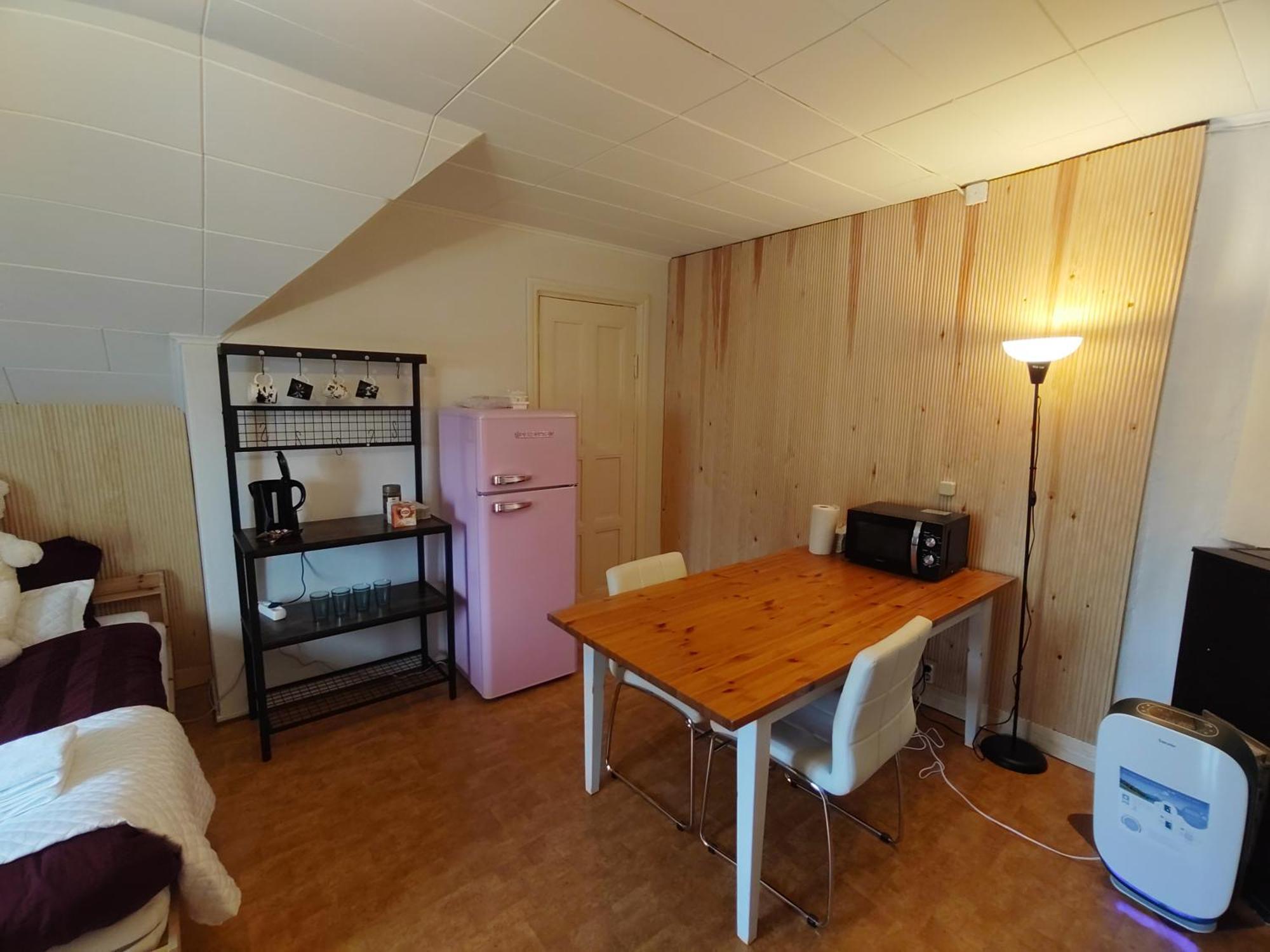Kalle'S Unluxury Guest House Cl0Sed From 1St Of Feb 2025 Helsínquia Exterior foto