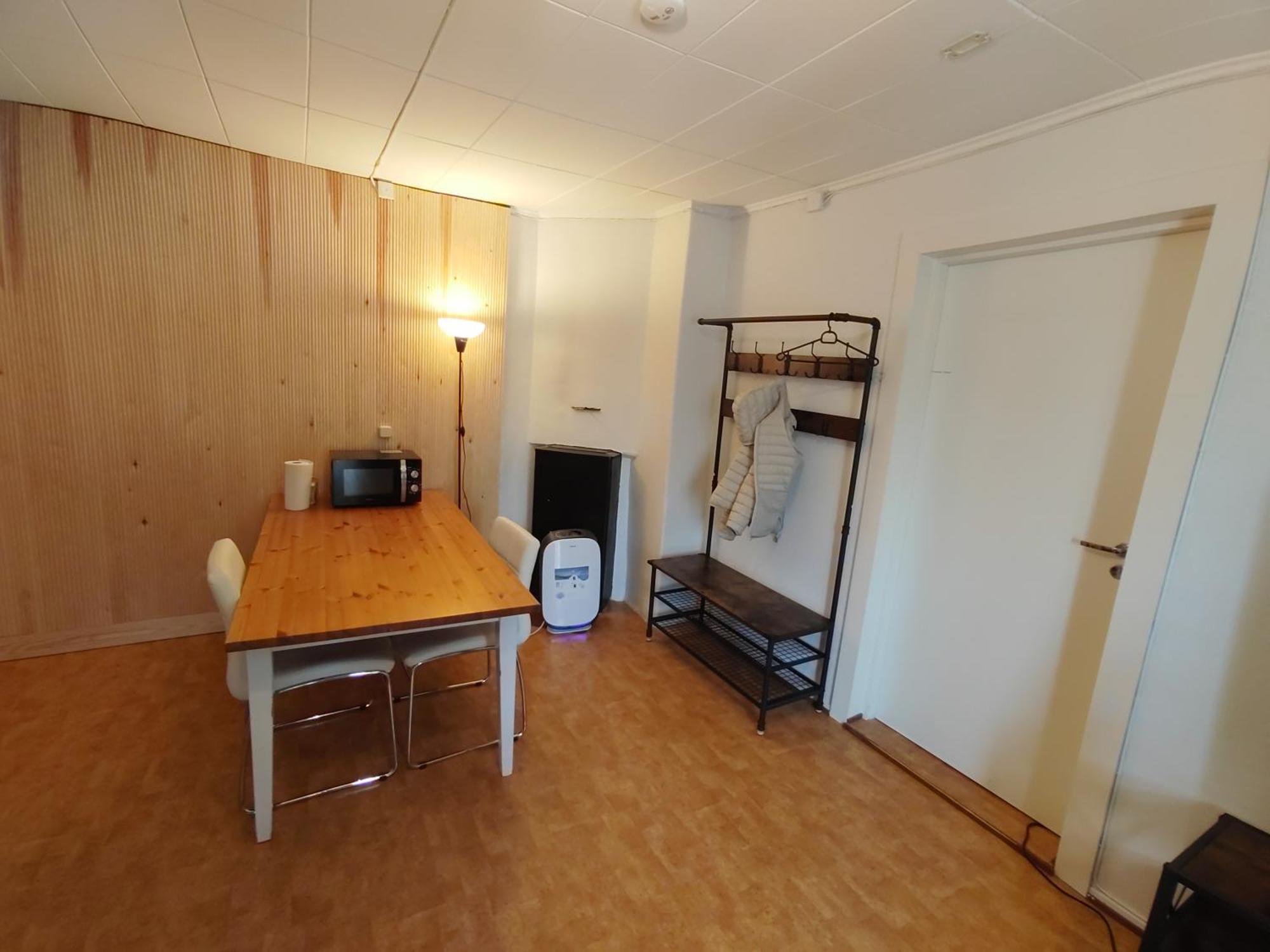 Kalle'S Unluxury Guest House Cl0Sed From 1St Of Feb 2025 Helsínquia Quarto foto